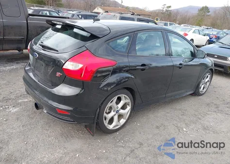 2014 Ford Focus St z USA, uszkodzony, nr VIN 1FADP3L97EL353338